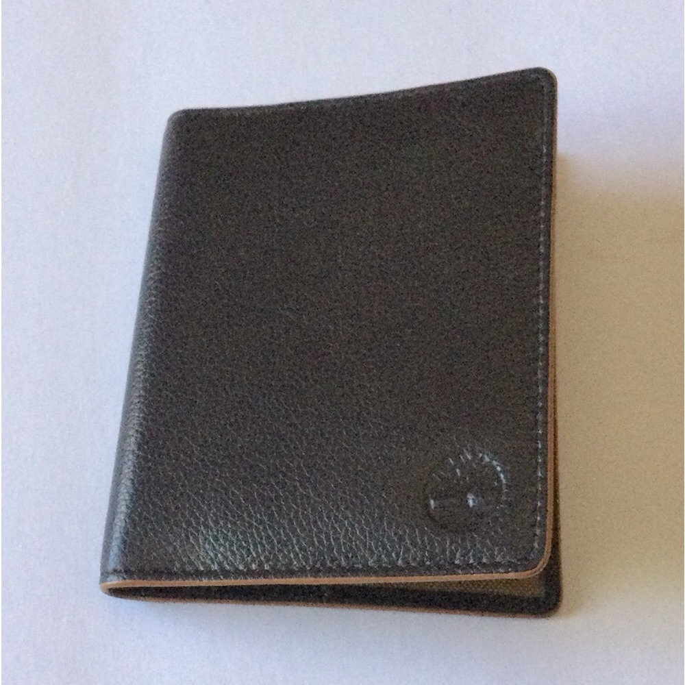 TIMBERLAND LEATHER PASSPORT HOLDER CASE BROWN NWOT